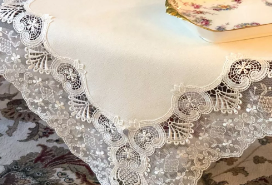 激光鏤空餐桌布 讓您的就餐變成一種享受