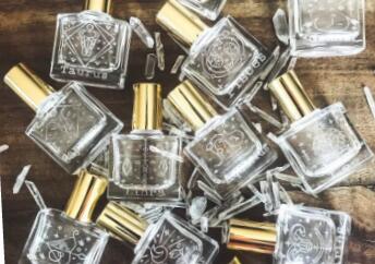 香水瓶激光雕刻機，屬于你獨特的味道