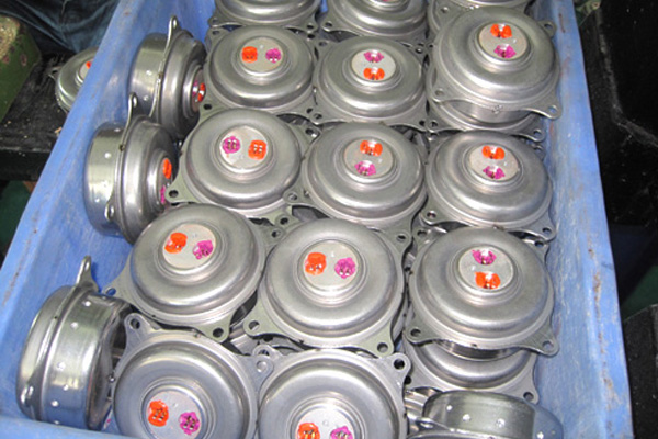 汽車安全氣囊發生器不銹鋼殼體焊接