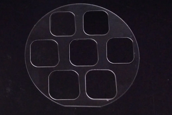 玻璃激光切割機(jī)（價(jià)格）多少錢一臺？